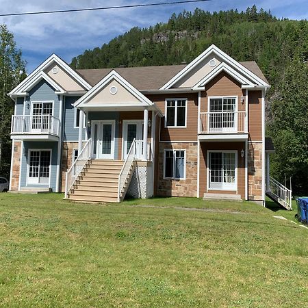 Condo Mont-Edouard LʼAnse-Saint-Jean 외부 사진